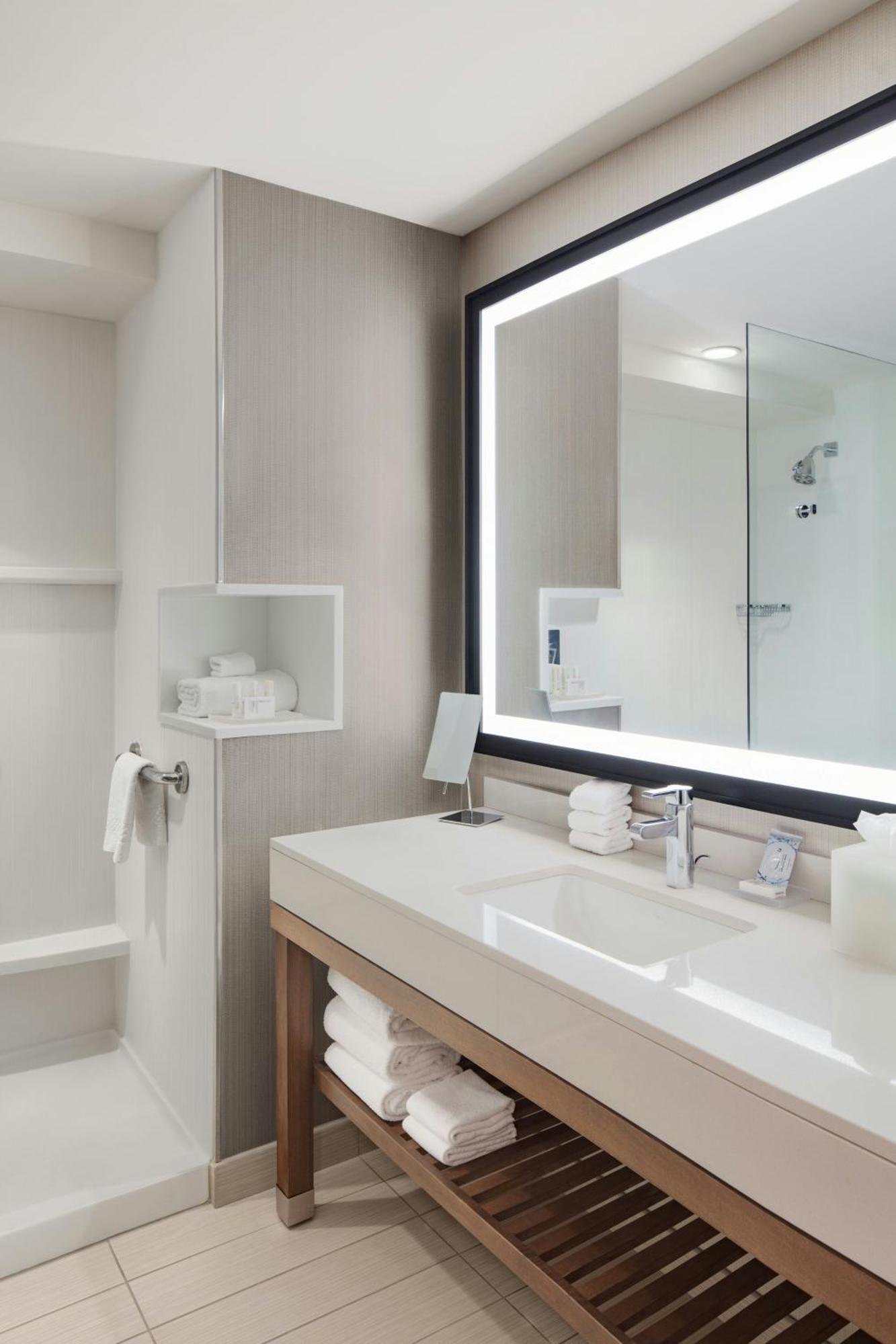 Courtyard By Marriott Portland Downtown/Waterfront Hotel Luaran gambar
